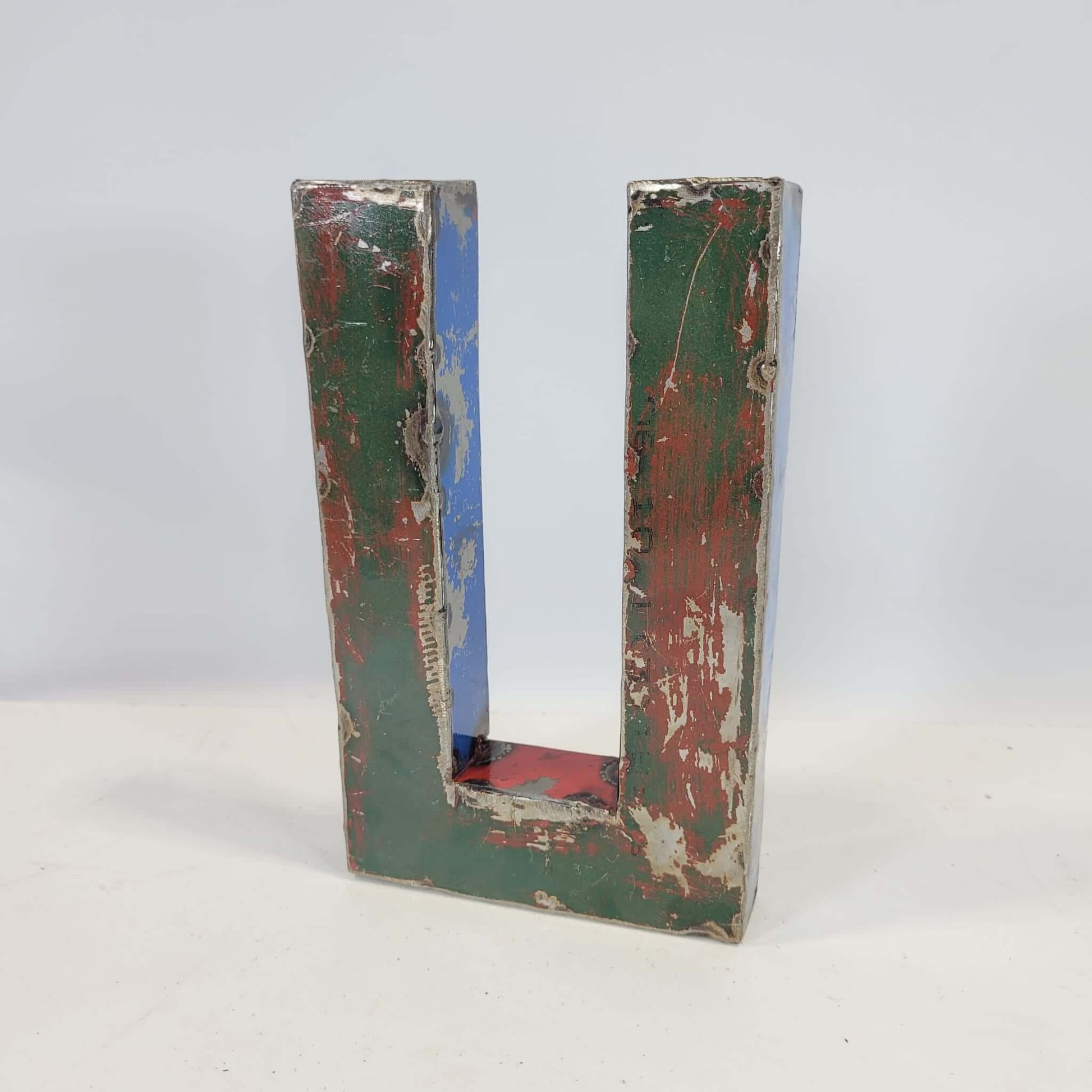 Buchstabe "U" aus recycelten Ölfässern | 22 oder 50 cm | verschiedene Farben