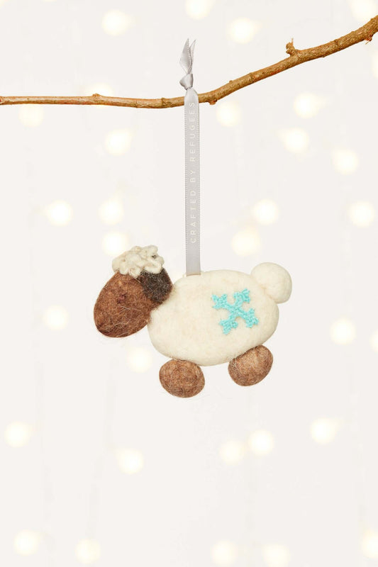 Christmas decoration "Dreaming Sheep" from the project MADE51 (UNHCR)