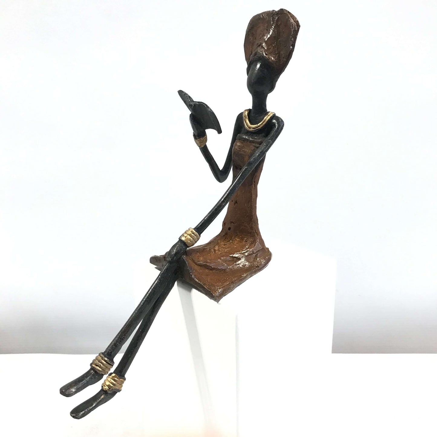 Bronze-Skulptur "Lesende Frau" by Adama Ouedraogo 25 cm Unikate verschiedene Farben