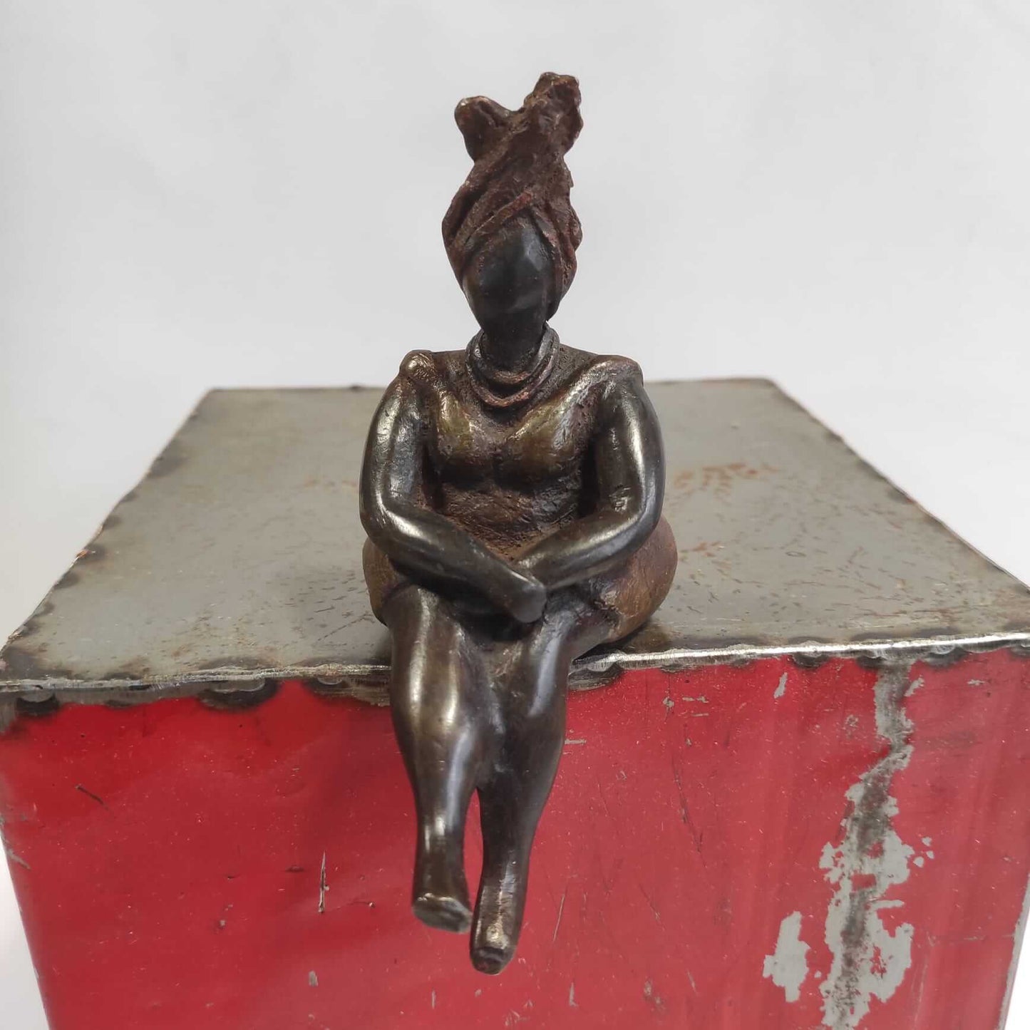 Bronze-Skulptur "Bobaraba Xenia" by Hamidou | 10cm 500g