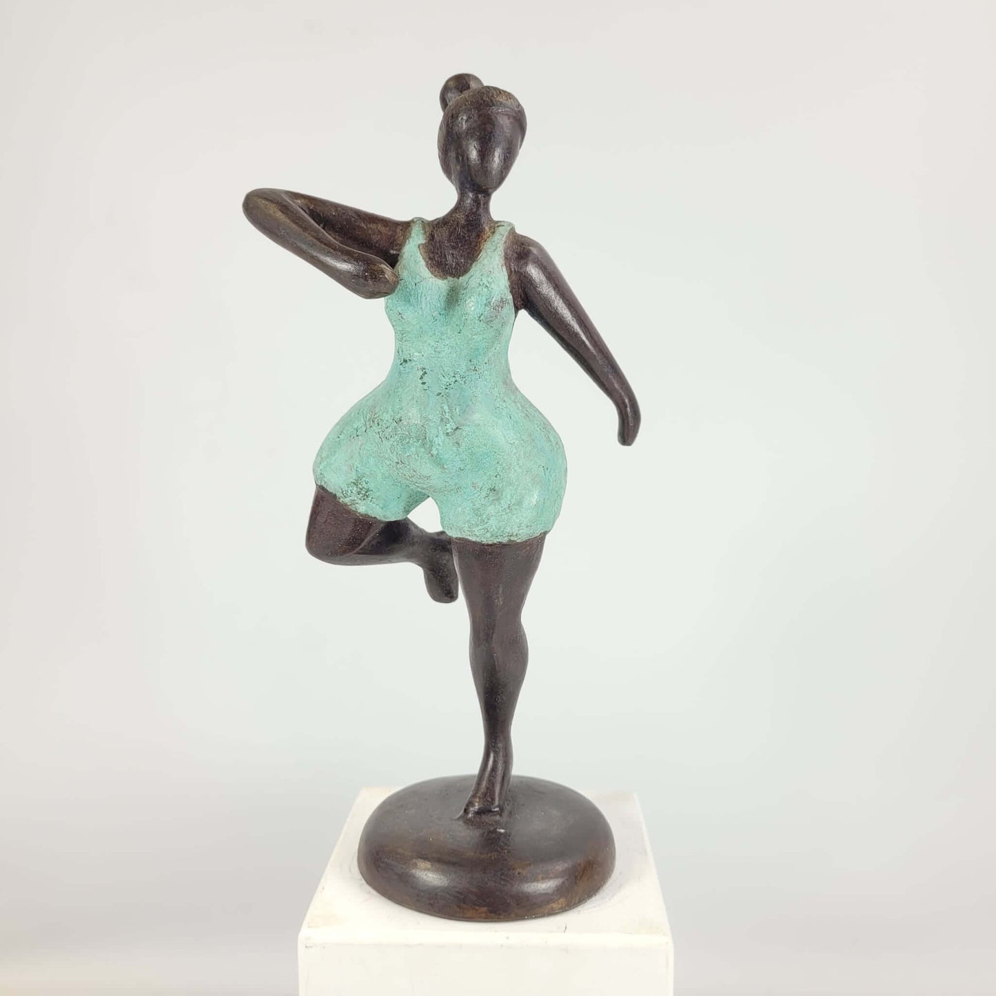 "Bobaraba gymnaste" | sculpture en bronze by Soré | 1kg 23cm